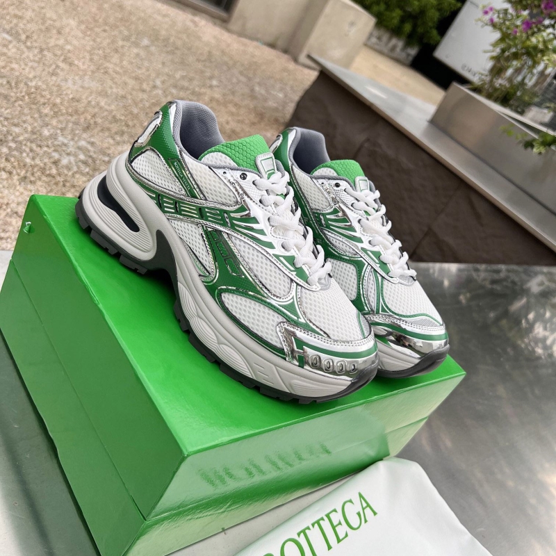 bo*te*ga Ve*ne*ta sneakers